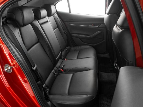 Mazda 3 IV (BP) с пробегом 2020 года, цена 2 429 000 рублей, 28380 км, седан, Автокод Объявления