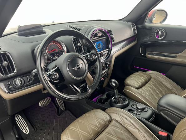 Mini Countryman II с пробегом 2017 года, цена 3 026 400 рублей, 92648 км, внедорожник, Автокод Объявления