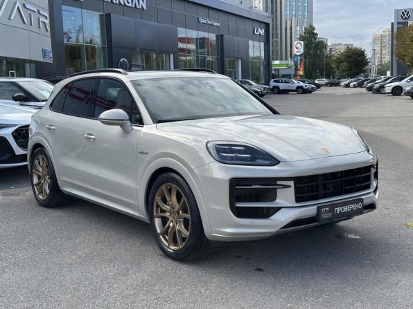 Porsche Cayenne III Рестайлинг с пробегом 2023 года, цена 15 490 000 рублей, 32001 км, внедорожник, Автокод Объявления