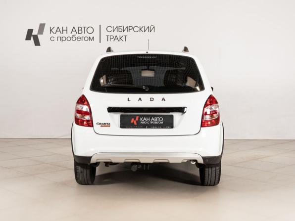Lada (ВАЗ) Granta I Рестайлинг с пробегом 2024 года, цена 949 658 рублей, 46067 км, универсал, Автокод Объявления