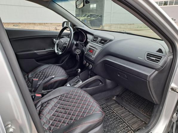 Kia Rio III Рестайлинг с пробегом 2015 года, цена 875 000 рублей, 180200 км, седан, Автокод Объявления