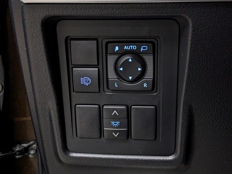 Toyota Land Cruiser Prado 150 Series Рестайлинг 2 Москва  - изображение 27