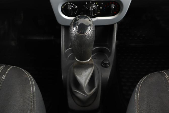 Renault Logan I Рестайлинг с пробегом 2013 года, цена 279 000 рублей, 334000 км, седан, Автокод Объявления