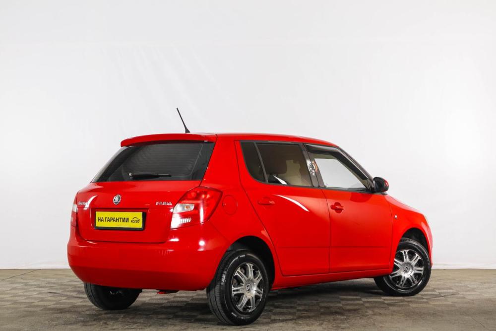 Skoda Fabia II Рестайлинг Тюмень  - изображение 7