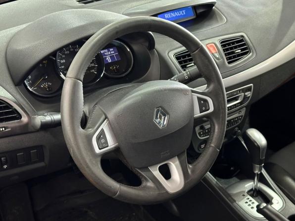 Renault Fluence I с пробегом 2011 года, цена 679 000 рублей, 189000 км, седан, Автокод Объявления