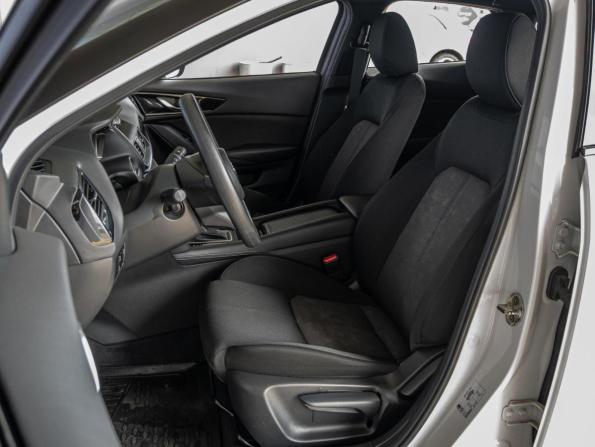 Mazda CX-4 I Рестайлинг с пробегом 2023 года, цена 2 620 000 рублей, 31966 км, внедорожник, Автокод Объявления