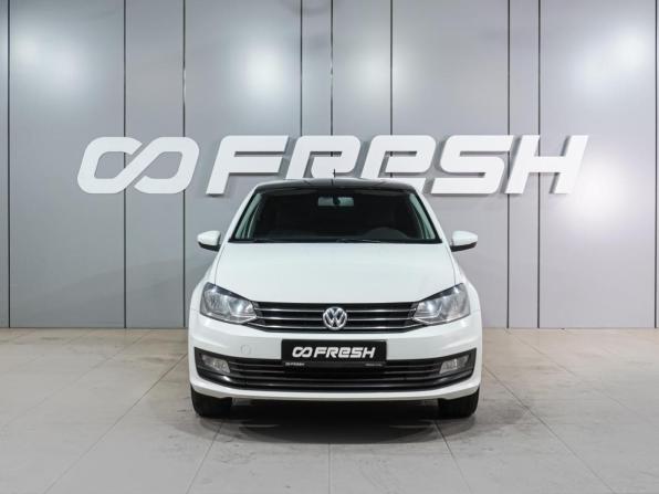 Volkswagen Polo V Рестайлинг с пробегом 2019 года, цена 1 169 000 рублей, 143122 км, седан, Автокод Объявления