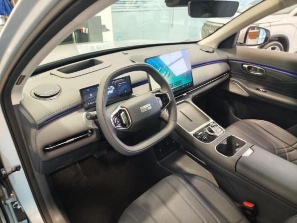 Новый Geely EX5 EM-i 2025 года, цена 3 969 990 рублей, внедорожник, Автокод Объявления