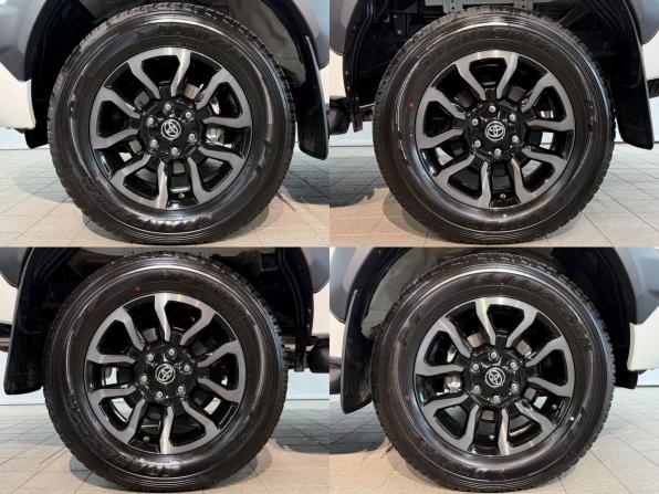 Toyota Hilux VIII Рестайлинг 2 с пробегом 2025 года, цена 7 175 000 рублей, 85 км, пикап, Автокод Объявления