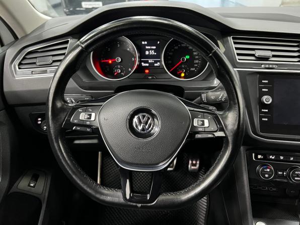 Volkswagen Tiguan II с пробегом 2019 года, цена 2 850 000 рублей, 125699 км, внедорожник, Автокод Объявления