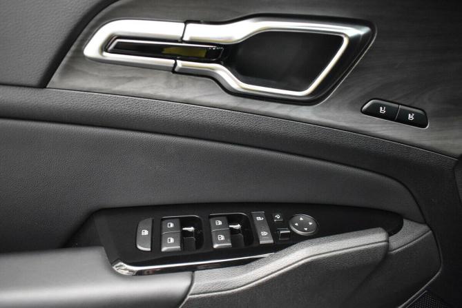 Kia Sportage V с пробегом 2022 года, цена 3 850 000 рублей, 27127 км, внедорожник, Автокод Объявления