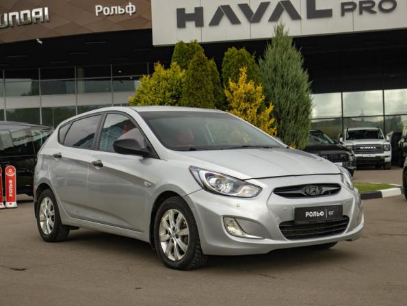 Hyundai Solaris I с пробегом 2013 года, цена 512 000 рублей, 268896 км, хэтчбек, Автокод Объявления