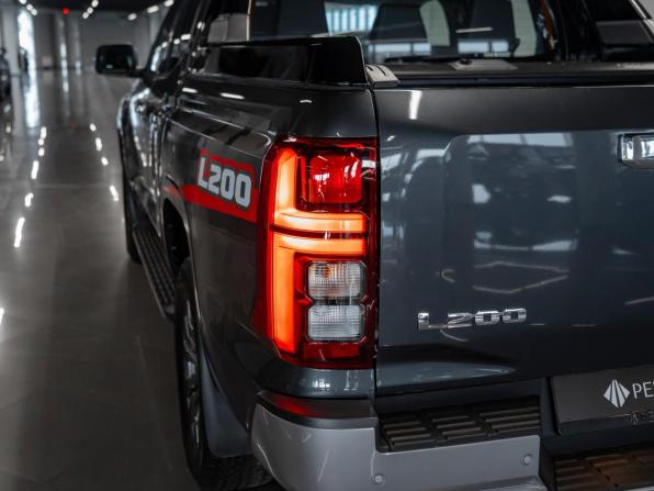 Mitsubishi L200 VI с пробегом 2026 года, цена 5 800 000 рублей, 16 км, пикап, Автокод Объявления