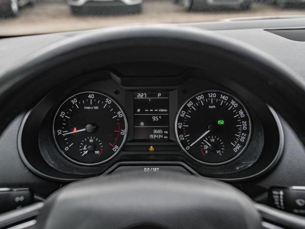Skoda Octavia III (A7) с пробегом 2013 года, цена 855 000 рублей, 193043 км, лифтбек, Автокод Объявления