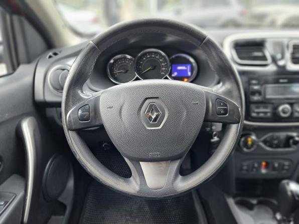 Renault Sandero II с пробегом 2017 года, цена 900 000 рублей, 154466 км, хэтчбек, Автокод Объявления