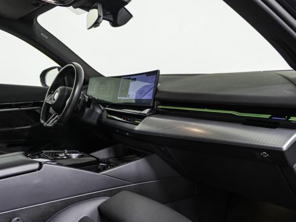 BMW 5 серии VIII (G60/G61/G68) с пробегом 2023 года, цена 6 600 000 рублей, 36958 км, седан, Автокод Объявления