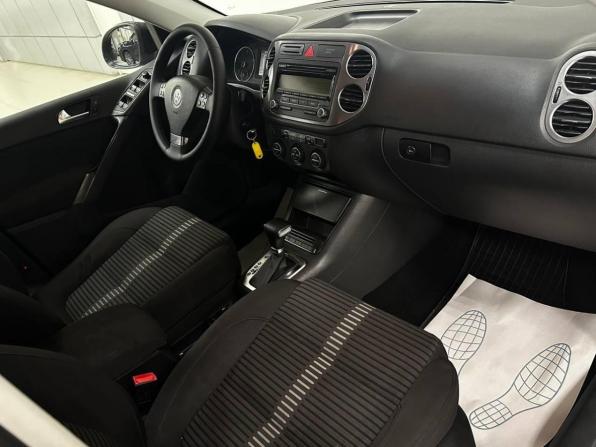 Volkswagen Tiguan I с пробегом 2009 года, цена 789 000 рублей, 178477 км, внедорожник, Автокод Объявления