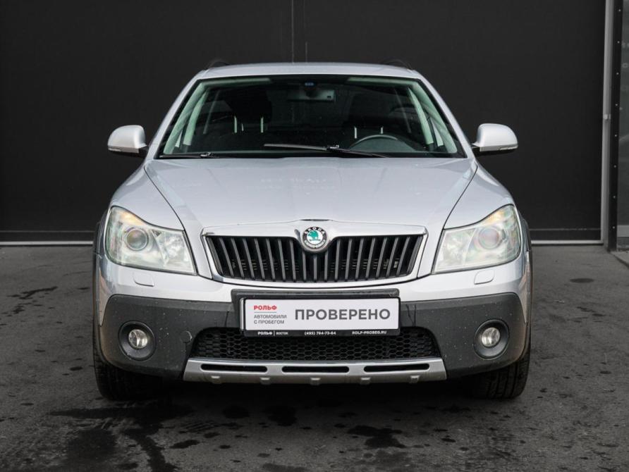 Skoda Octavia II (A5) Рестайлинг Москва  - изображение 2