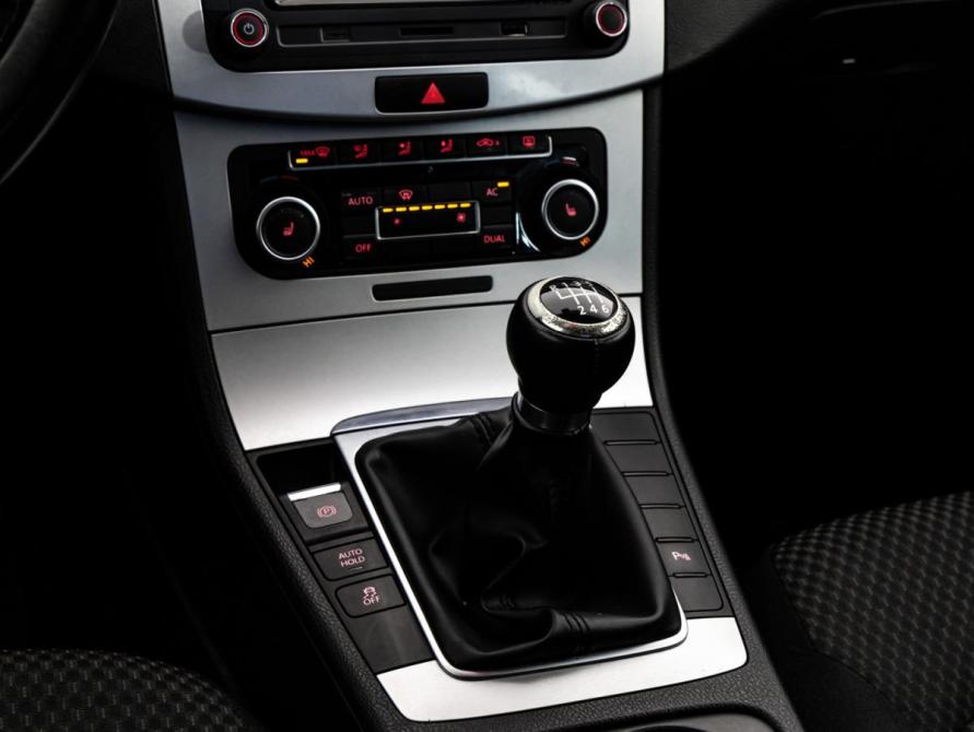 Volkswagen Passat B7 Санкт-Петербург  - изображение 14