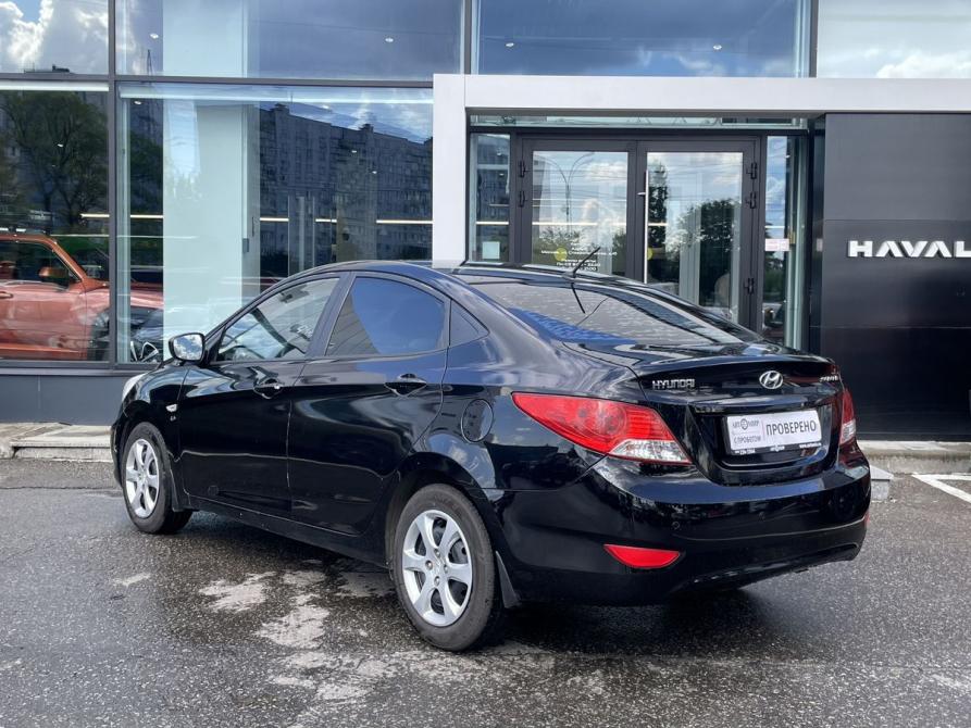 Hyundai Solaris I Москва  - изображение 7