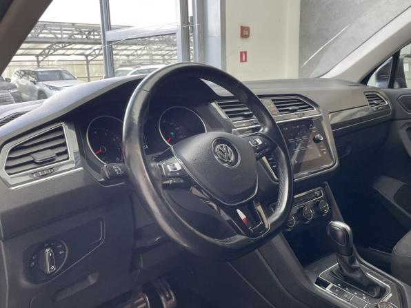 Volkswagen Tiguan II с пробегом 2019 года, цена 2 399 000 рублей, 108000 км, внедорожник, Автокод Объявления