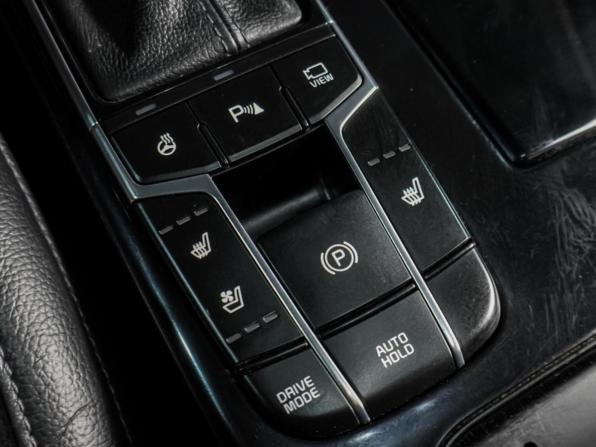 Kia K7 YG (II) с пробегом 2018 года, цена 2 149 000 рублей, 129495 км, седан, Автокод Объявления