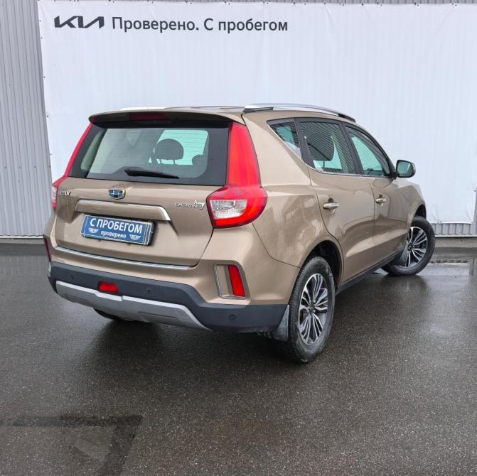 Geely Emgrand X7 I Рестайлинг 2 Санкт-Петербург  - изображение 2