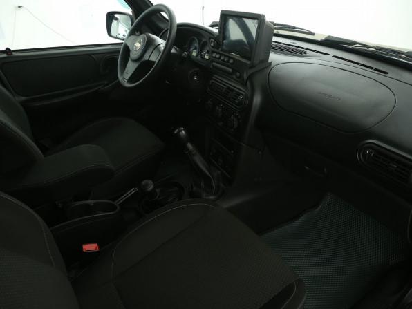 Chevrolet Niva I Рестайлинг с пробегом 2018 года, цена 792 000 рублей, 68500 км, внедорожник, Автокод Объявления