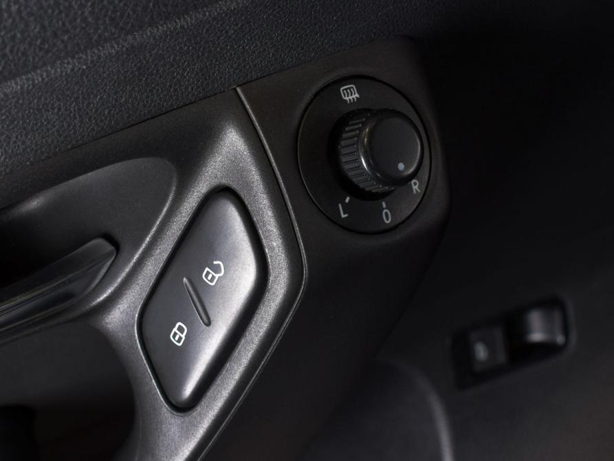 Volkswagen Polo V Кемерово  - изображение 17