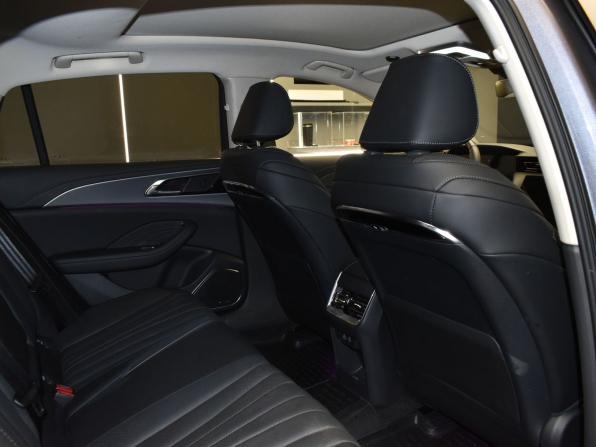 Hongqi H5 II с пробегом 2024 года, цена 3 280 000 рублей, 27497 км, седан, Автокод Объявления