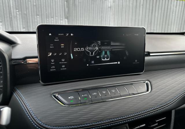 Haval Jolion I Рестайлинг с пробегом 2024 года, цена 2 150 000 рублей, 40698 км, внедорожник, Автокод Объявления