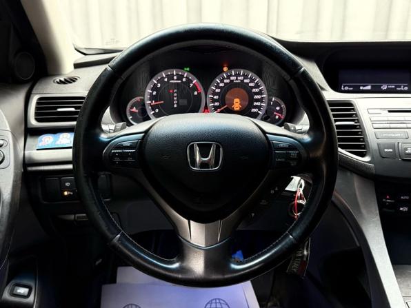 Honda Accord VIII Рестайлинг с пробегом 2012 года, цена 1 599 000 рублей, 179200 км, седан, Автокод Объявления