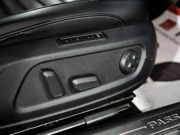 Volkswagen Passat B7 с пробегом 2013 года, цена 1 350 000 рублей, 99030 км, универсал, Автокод Объявления