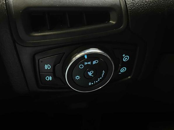 Ford Focus III с пробегом 2011 года, цена 675 000 рублей, 211087 км, седан, Автокод Объявления