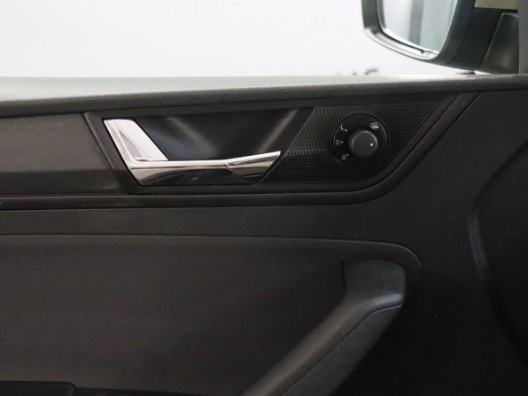 Skoda Rapid II с пробегом 2020 года, цена 1 240 000 рублей, 126000 км, лифтбек, Автокод Объявления