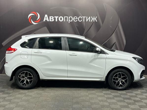 Lada (ВАЗ) XRAY I с пробегом 2018 года, цена 750 000 рублей, 106192 км, хэтчбек, Автокод Объявления