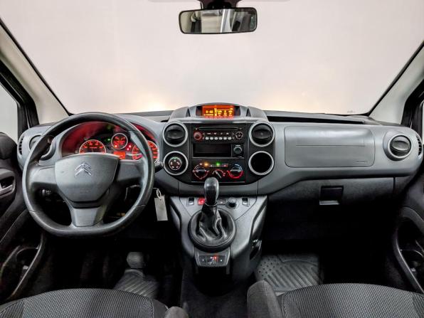 Citroen Berlingo II Рестайлинг 2 с пробегом 2022 года, цена 2 300 000 рублей, 45974 км, компактвэн, Автокод Объявления