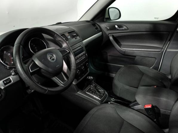 Skoda Yeti I Рестайлинг с пробегом 2014 года, цена 1 037 960 рублей, 173000 км, внедорожник, Автокод Объявления