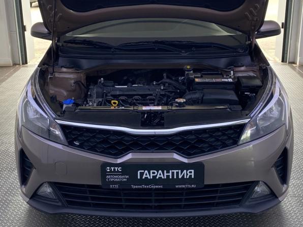 Kia Rio IV Рестайлинг с пробегом 2021 года, цена 1 629 000 рублей, 99101 км, седан, Автокод Объявления