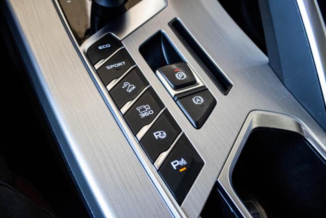 Geely Coolray I с пробегом 2021 года, цена 1 429 000 рублей, 167202 км, внедорожник, Автокод Объявления
