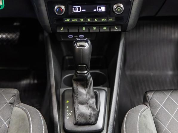 Skoda Rapid II с пробегом 2021 года, цена 1 498 000 рублей, 110441 км, лифтбек, Автокод Объявления
