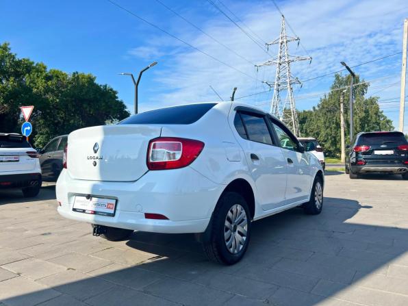 Renault Logan II с пробегом 2015 года, цена 685 400 рублей, 140282 км, седан, Автокод Объявления