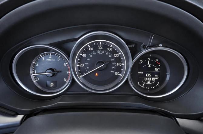 Mazda CX-5 II с пробегом 2018 года, цена 2 369 000 рублей, 84909 км, внедорожник, Автокод Объявления