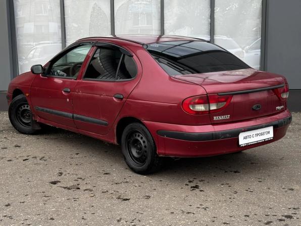 Renault Megane I Рестайлинг с пробегом 2001 года, цена 155 000 рублей, 220000 км, седан, Автокод Объявления