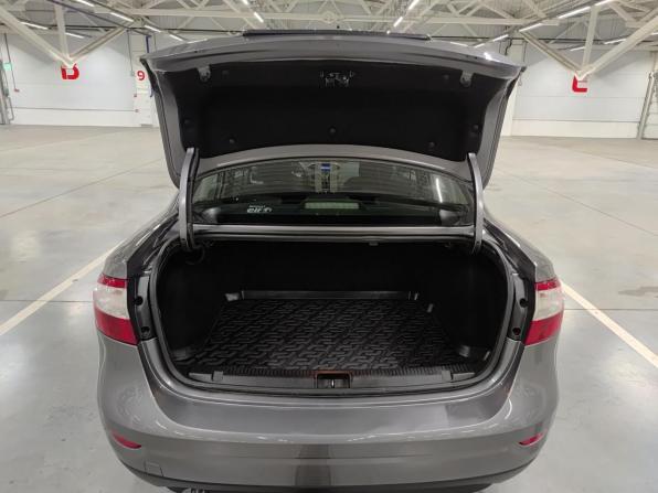 Renault Fluence I Рестайлинг с пробегом 2013 года, цена 725 000 рублей, 191241 км, седан, Автокод Объявления