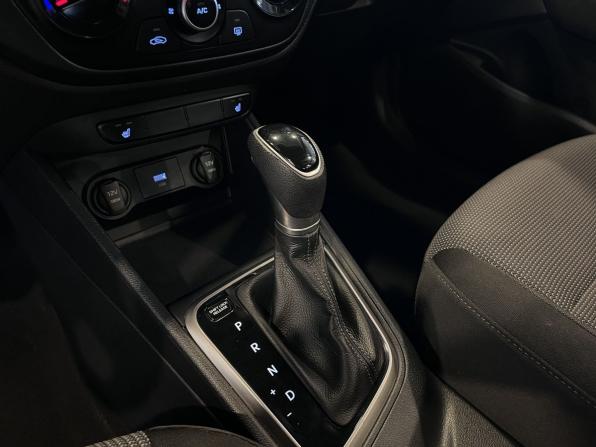 Hyundai Solaris II Рестайлинг с пробегом 2022 года, цена 1 600 000 рублей, 112591 км, седан, Автокод Объявления