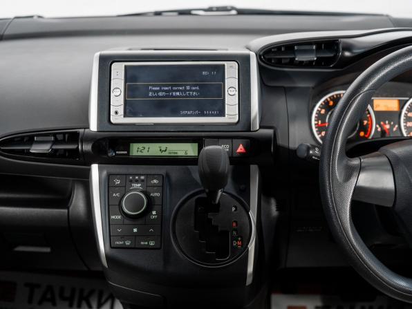 Toyota Wish II с пробегом 2009 года, цена 1 225 000 рублей, 130025 км, минивэн, Автокод Объявления