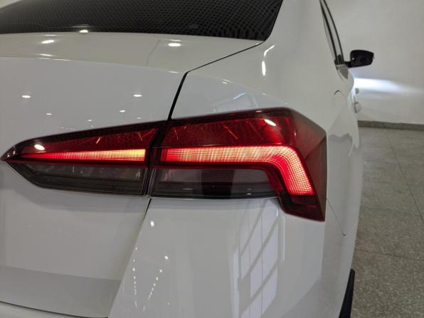 Skoda Rapid II с пробегом 2021 года, цена 1 300 000 рублей, 127889 км, лифтбек, Автокод Объявления