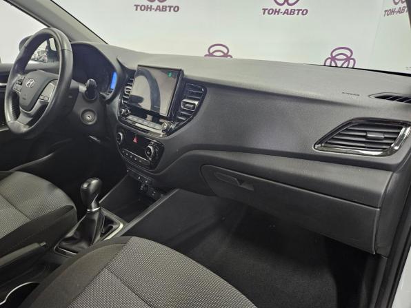 Hyundai Solaris II Рестайлинг с пробегом 2020 года, цена 1 255 000 рублей, 78741 км, седан, Автокод Объявления