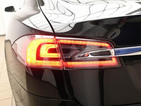 Tesla Model S I с пробегом 2013 года, цена 1 999 900 рублей, 184955 км, лифтбек, Автокод Объявления